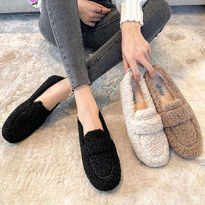 Plus Size Women Shearling Flats Furry Lambswool Mocasines Mujer Warm Cotton Shoes Ladies Slip On Sheep Fur Lined Loafers Winter