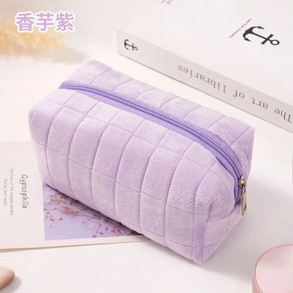New cute plush cosmetic bag, travel skin care product storage bag, high-looking female mobile phone large capacity storage bag