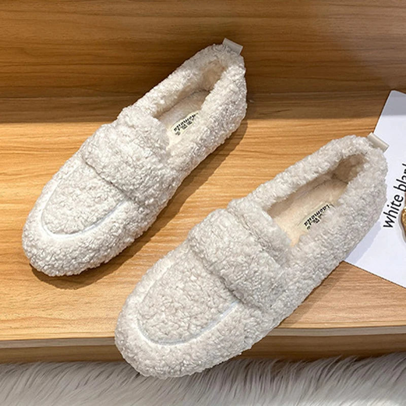 Plus Size Women Shearling Flats Furry Lambswool Mocasines Mujer Warm Cotton Shoes Ladies Slip On Sheep Fur Lined Loafers Winter